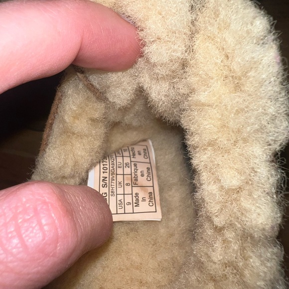 Little Girl Size 9 Bailey Bow in Chestnut - Picture 9 of 11